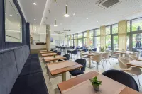 亞斯塔爾尼亞酒店 - 早餐