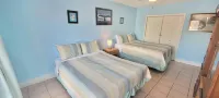 Sparky's Pool House Hotel di South Padre Island