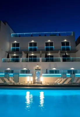 Nerja VG Hostal Boutique - Pools