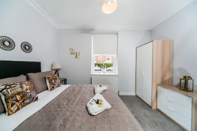 14 Helena House Lux Apartment Hôtels à : Pangbourne
