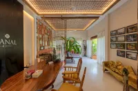 DCanal House