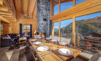 Chalet Amerhone - Luxury Chalet with Jacuzzi
