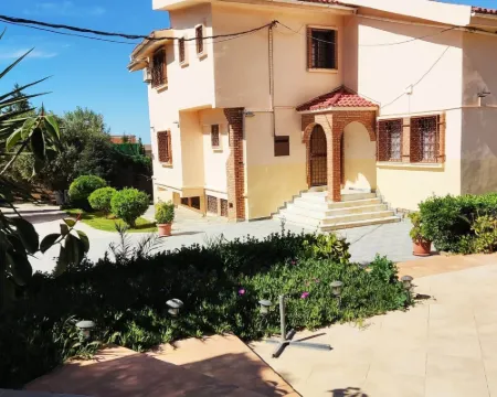 Villa l'Orangeraie, Wilaya de Tlemcen Hotels in Tlemcen