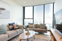 Mega Style Apartments Melbourne Square Hotel di South Melbourne
