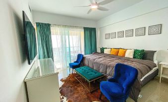 Spacious Apto with Spectacular Views of the Beach