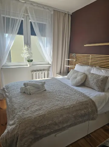 Apartment in Zyrardow 10Min to Suntago Отели в г. Жирардув