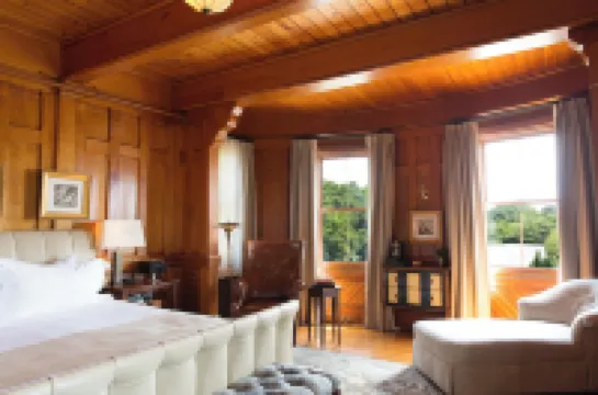 Castle Hill Inn Hotels in Newport