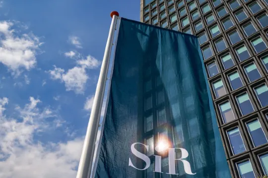 サー・アダム ホテル