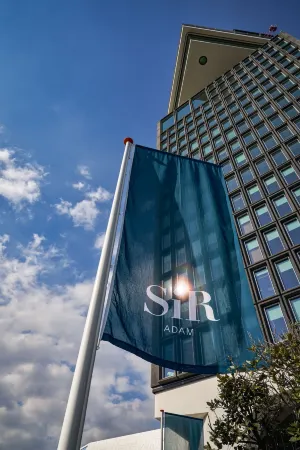 サー・アダム ホテル、シルクルコレクション 部分