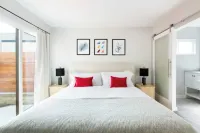 Hamilton I II Buyout by AvantStay Modern 6 Bdr w Spa Rooftop Patio