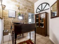 B&B Antiche Volte Hotels near Old Town