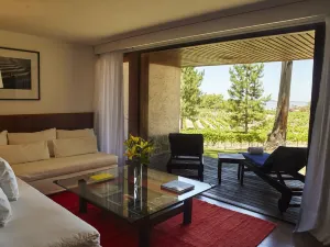 Carmelo Resort & Spa
