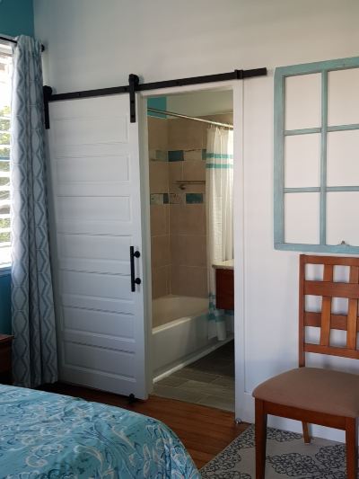 Superior Queen Room With Courtyard View The Great House Inn Photo