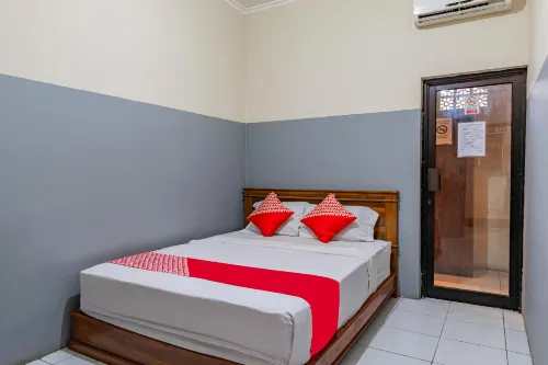 Hotel O Ilir Barar I Near Rumah Sakit Islam Siti Khadijah Formerly Maleo Hotel - 2 Sao