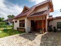 Belgareti Modern Ethnic House Cipanas Puncak Hotel a Pacet