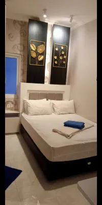 Oval Guest House