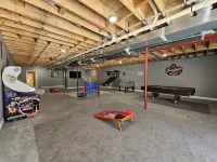 Newly built secluded 5-bedroom home