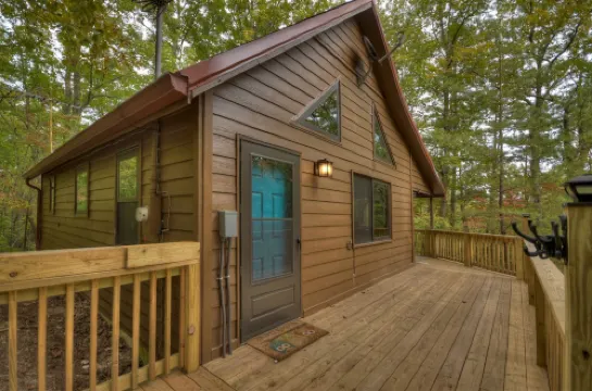 Invigorating Hot Tub and Wrap-Around Porch - Charming Mountain Retreat
