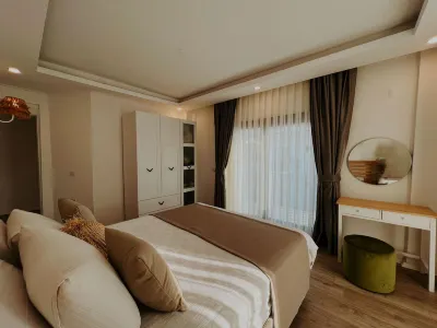 MARLA SUITE Hotels near The edge