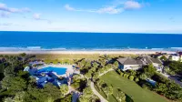 Spectacular Ocean Views and Beach Gear Rentals - Charming Oasis