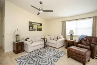 Golf Cart and Modern Amenities Included - Stylish Tranquil Retreat