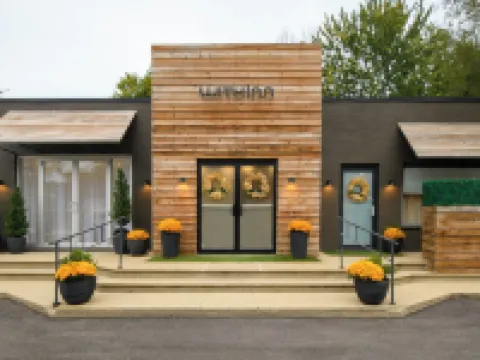 Escape WithInn-Relaxation Centrally Located to Beaches and Walkable Restaurants Hotels in Chikaming Township