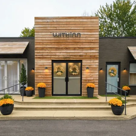 Getaway WithInn-Relaxation Centrally Located to Beaches and Walkable Restaurants