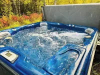 Escape to a cozy Alaskan retreat near Hatcher Pass