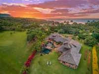Lagoon-Style Pool and Ocean Views - Luxurious Estate Retreat