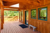 Scenic Escape - Cozy Cabin with WiFi, Fireplace Hotels in Brian Head