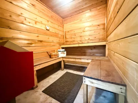 Alpine Horn Unit 1 ~ Your adventure base camp!