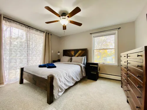 Spacious Haven with Fire Pit and Scenic Yard - Charming Retreat Hotels in Southington