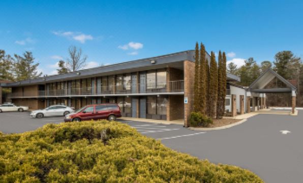 Quality Inn Asheville Airport