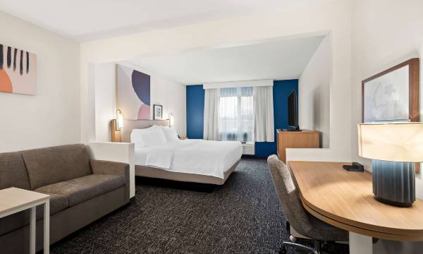 Spark by Hilton Moline Quad Cities