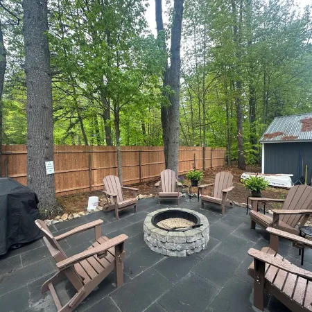 House at Sunshine- Long Lake, 5 Min Walk to Causeway