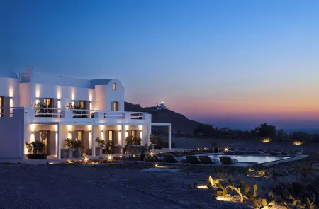 Absolute Paradise Santorini- Adults Only Отели рядом с достопримечательностью «Black Rock Studios»