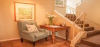 Headlands House Guest Lodge