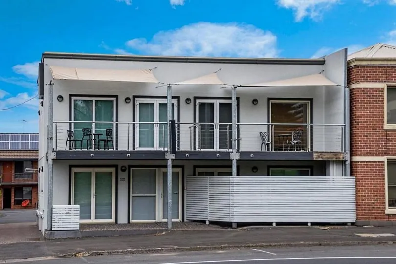 Apartments 521