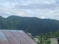 山坡旅館