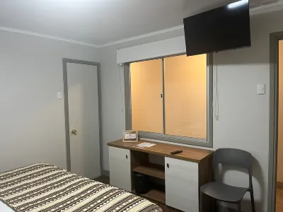 Alternativo Hostales Hotels in Caldera