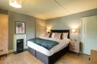 Host & Stay - The Braes