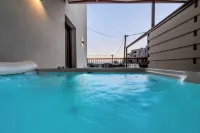 VENTUS Luxury Suites - Beach
