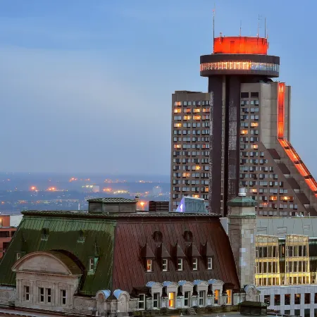 Hôtel le Concorde Québec Отели рядом с достопримечательностью «Большая Аллея»