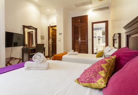 호텔 바코 세비야 외관 및 객실