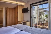 Joe's Gomila Boutique Hotel - Rooftop Pools