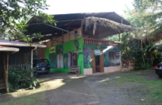 Iguanitas Lodge