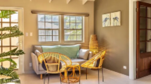 ทอล์ค ออฟ เดอะ ทาวน์ อินน์ แอนด์ สวีทส์ โรงแรมใน