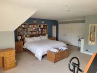 Remarkable 8 Bed Family House Sleeping 16 w Pool