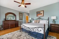 Pelican View Beach House - Private Beach!!