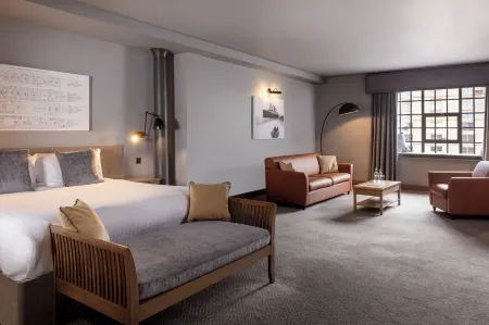 Titanic Hotel Liverpool Отели рядом с достопримечательностью «Уолласи Бич»